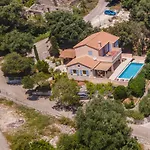 Apollo Up To 8px, Private Pool Vila