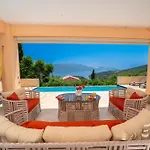 Apollo Up To 8px, Private Pool Vila