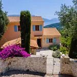 Apollo Up To 8px, Private Pool Vila