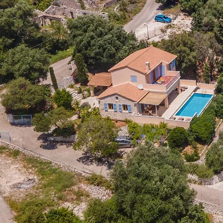 Apollo Up To 8px, Private Pool Vilă