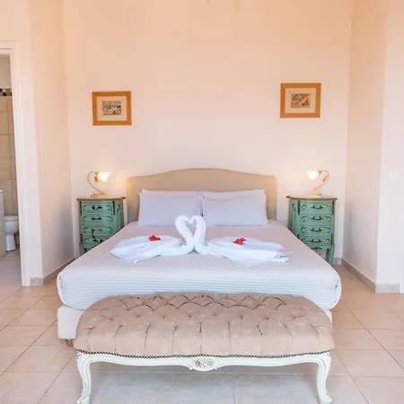 Apollo Up To 8px, Private Pool Vilă
