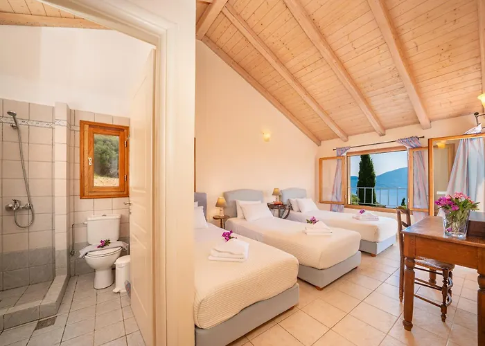 Apollo Up To 8px, Private Pool Vila